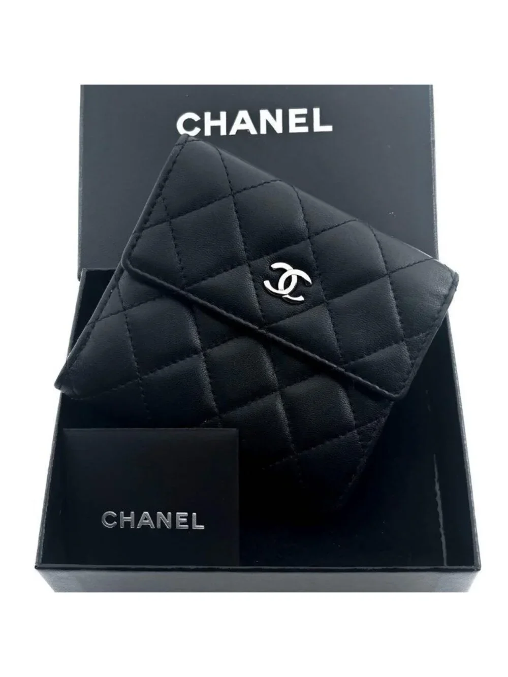 ★SOLD★ Chanel Super Wallet Quilted Hook Bifold - Picture 1 of 12